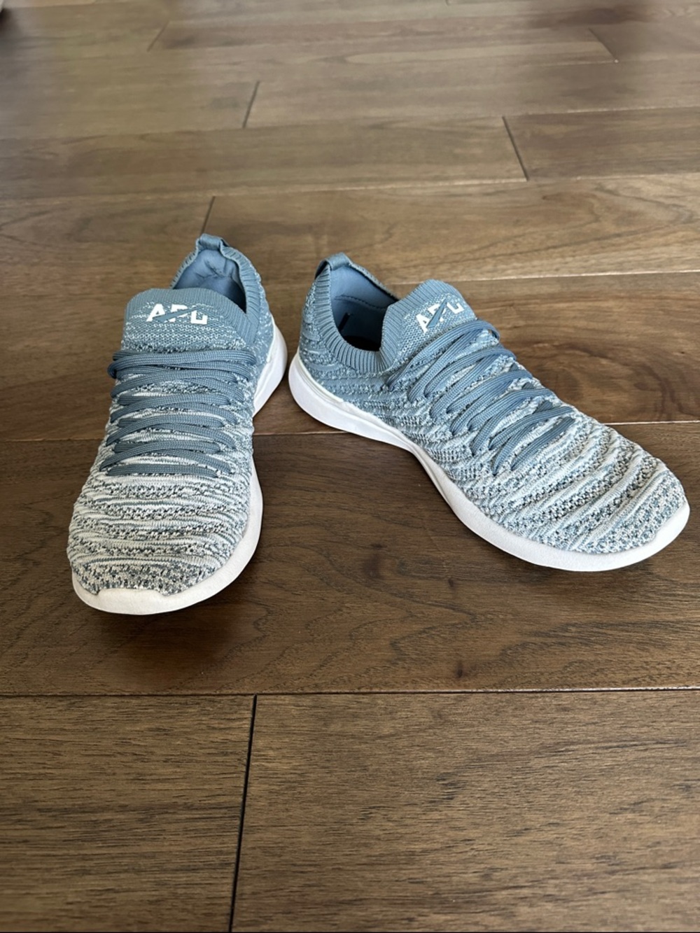 APL TechLoom Wave Hybrid Running Shoe, Moonstone / White Ombré Knit Sneaker